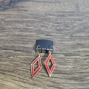 14KT. G.F. WIRE. are red enamel and gold-plated rhombus or diamond-shaped